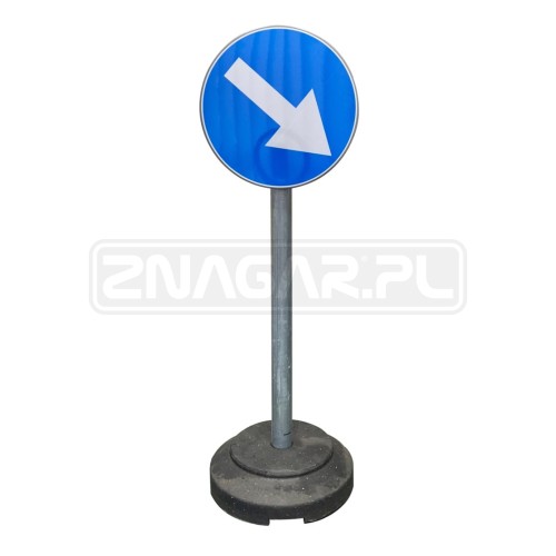 Znak NAKAZ JAZDY Z PRAWEJ STRONY zestaw przenośny
