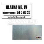 Tabliczka na klatkę schodową z numerami lokali - 600x300 mm, blacha płaska